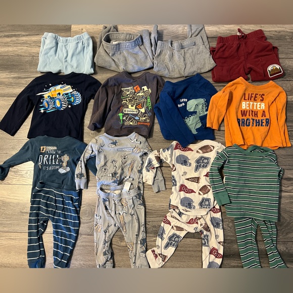 Other - Bundle of 16 baby clothes